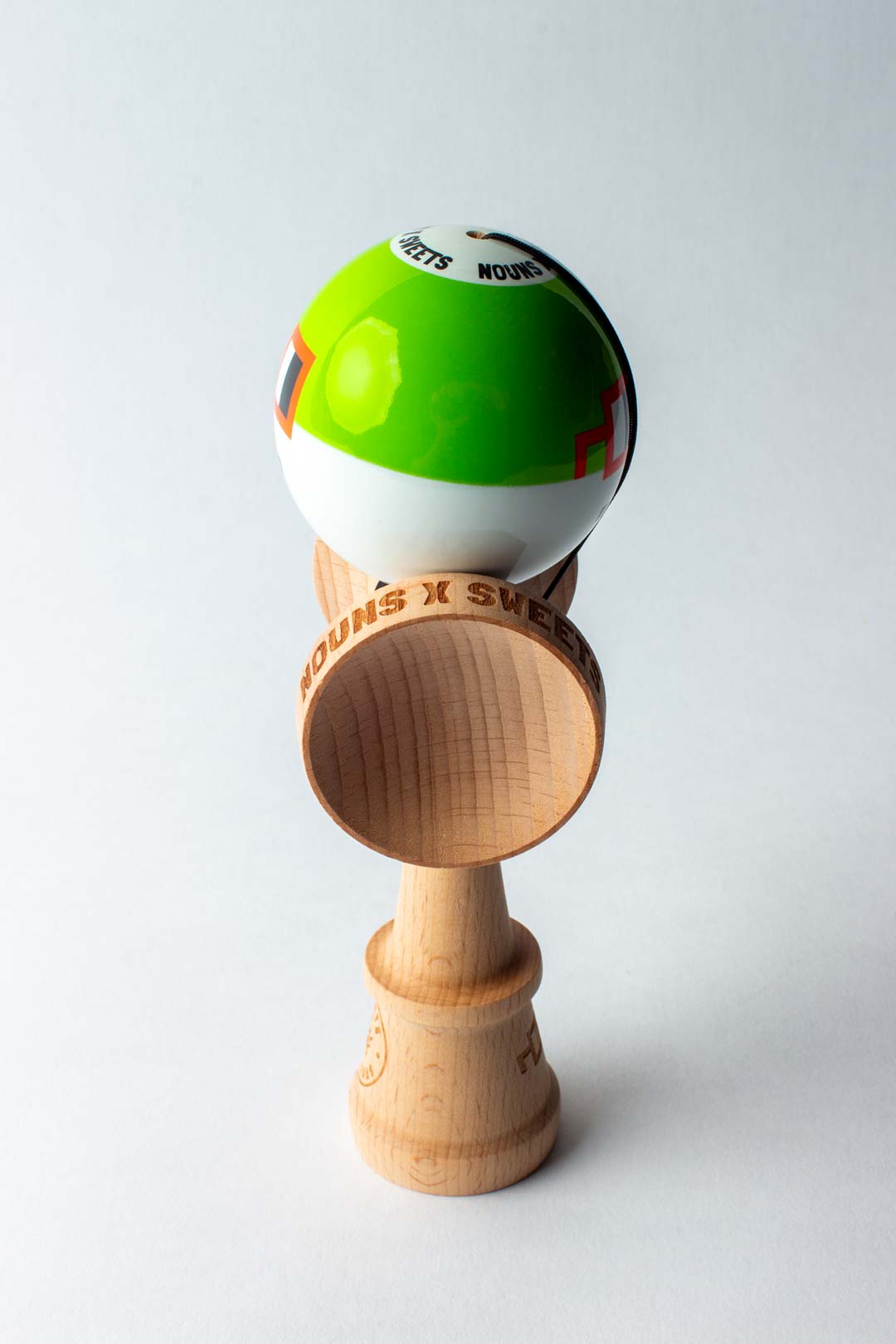 Nouns Kendama - Basic